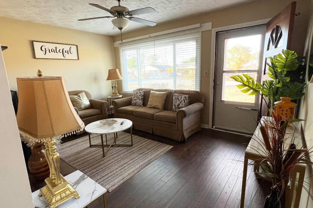 Foundation Paradise Fayetteville Εξωτερικό φωτογραφία