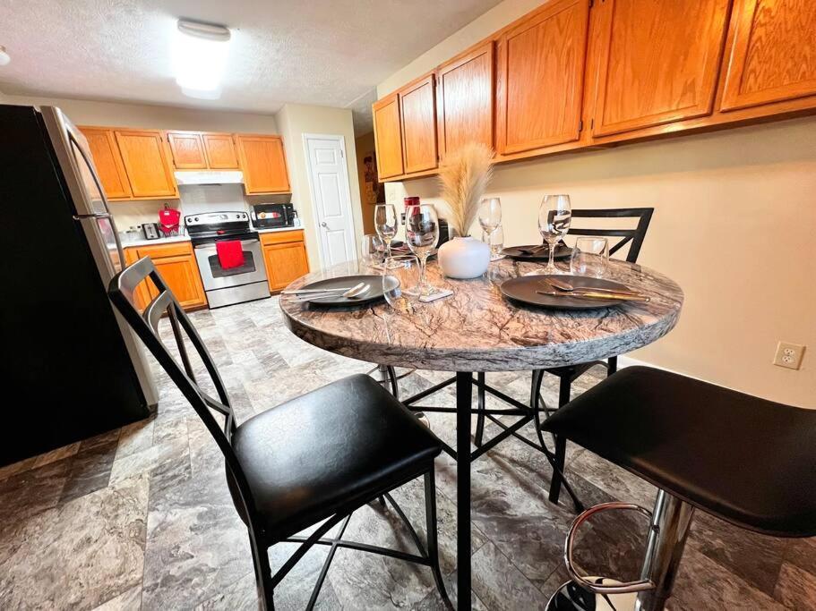 Foundation Paradise Fayetteville Εξωτερικό φωτογραφία