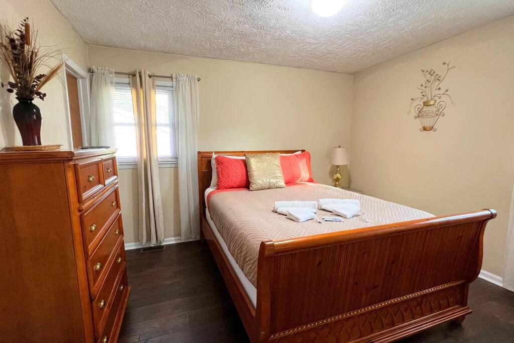 Foundation Paradise Fayetteville Εξωτερικό φωτογραφία